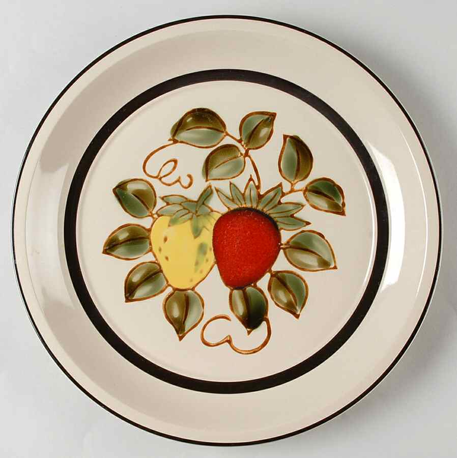 Strawberries 12" Chop Plate (Round Platter) by Sears-1