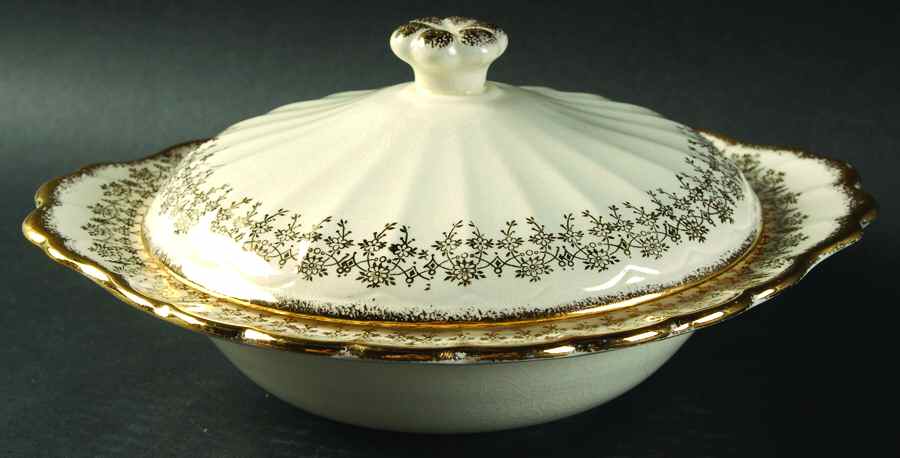 SEB12 Round Covered Vegetable by Sebring Pottery-1