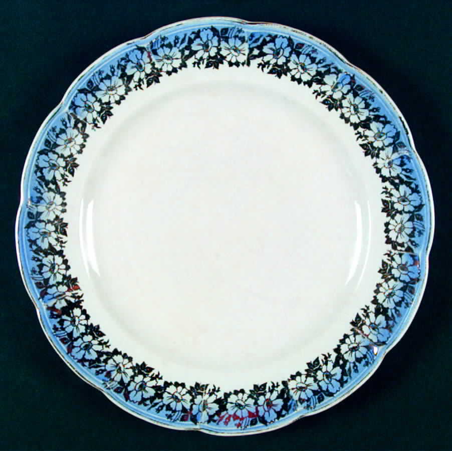 SEB20 Luncheon Plate by Sebring Pottery-1