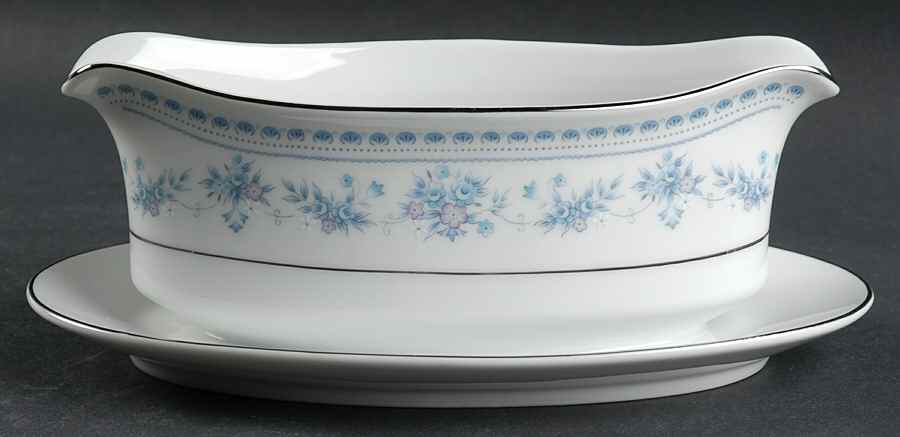 Blue Dawn Gravy Boat with Attached Underplate by Seizan-1