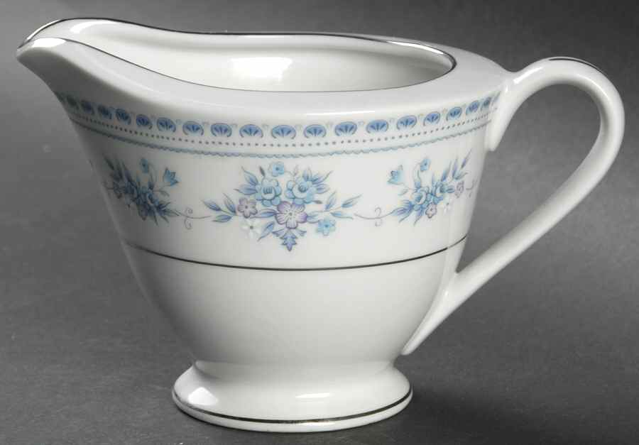 Blue Dawn Creamer by Seizan-1