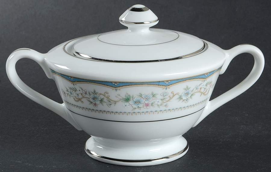 Lakeside Sugar Bowl & Lid by Seizan-1