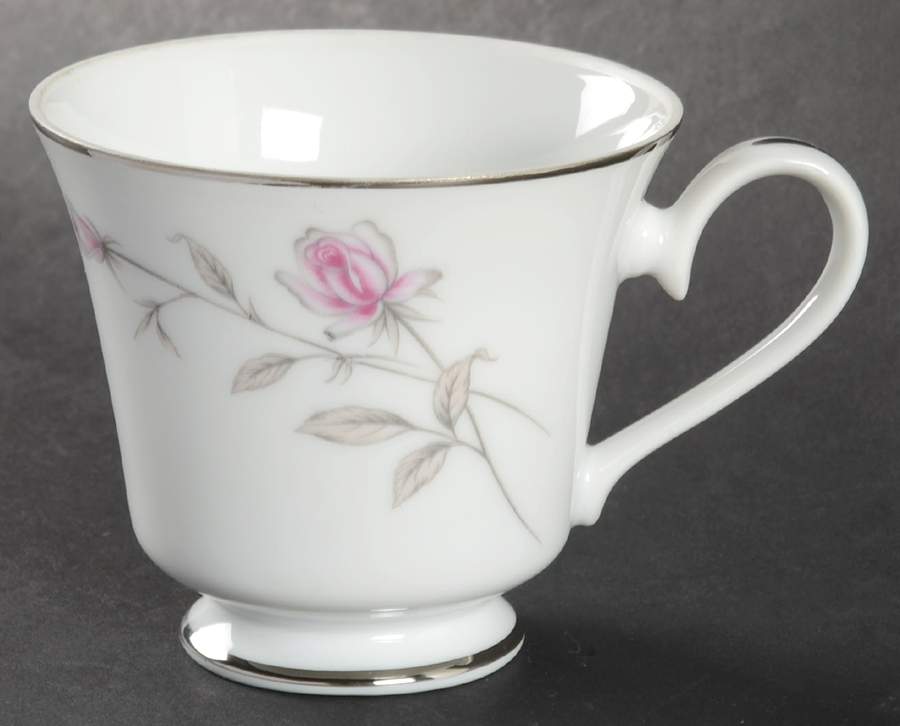 Lasting Rose Footed Cup by Seizan-1