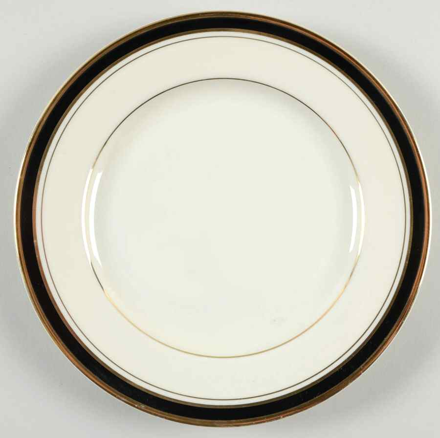 Onyx Gold Salad Plate by Seizan-1
