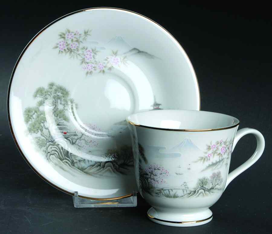 Sansui Footed Cup & Saucer Set by Seizan-1