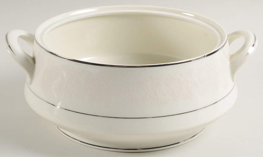 White Oak Round Vegetable No Lid by Seizan-1