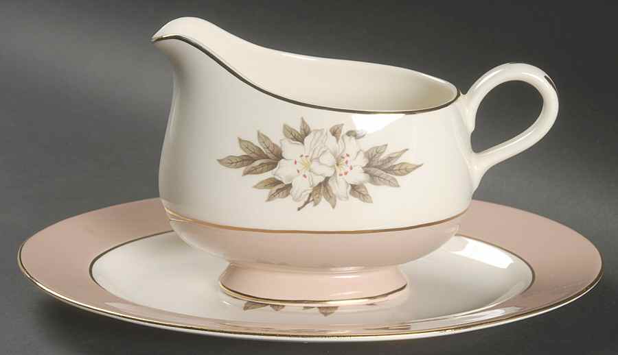 Fair Lady Gravy Boat & Underplate/Relish by Sevron-1