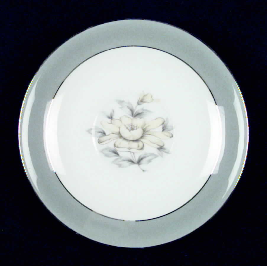 3274 Saucer by Seyei Toki Co-1