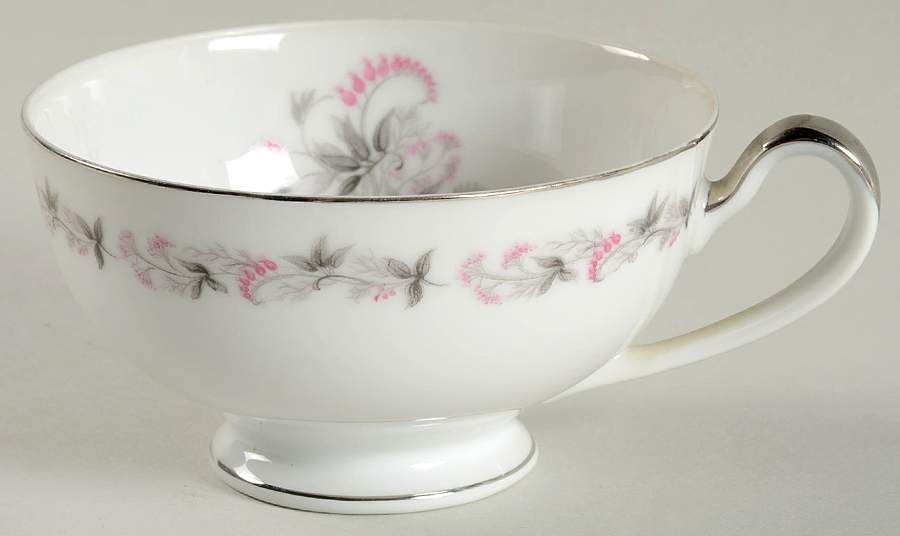 Pink Valley Footed Cup by Seyei Toki Co-1