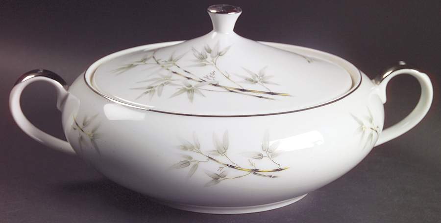 Bamboo Garden Round Covered Vegetable by Seyei Toki Co-1