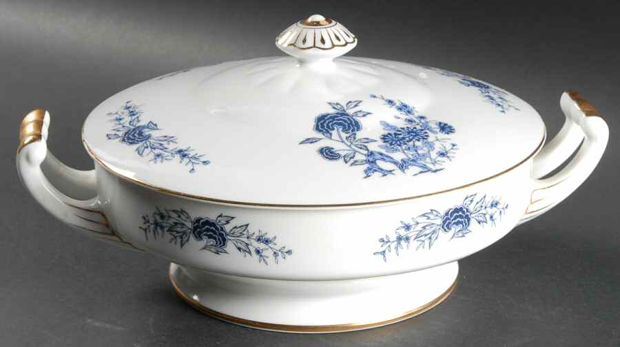 Blue Meissen Round Covered Vegetable by Seyei Toki Co-1