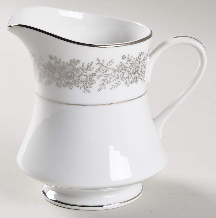 Brilliant Creamer by Seyei Toki Co-1