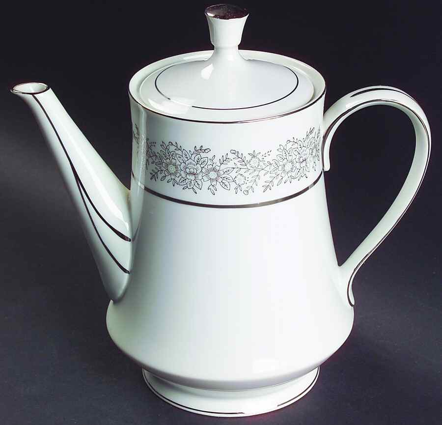 Brilliant Coffee Pot & Lid by Seyei Toki Co-1