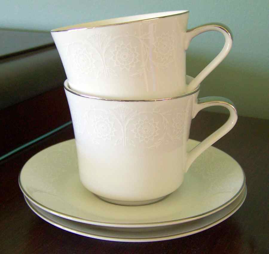 Bridal Lace Flat Demitasse Cup & Saucer Set by Seyei Toki Co-1
