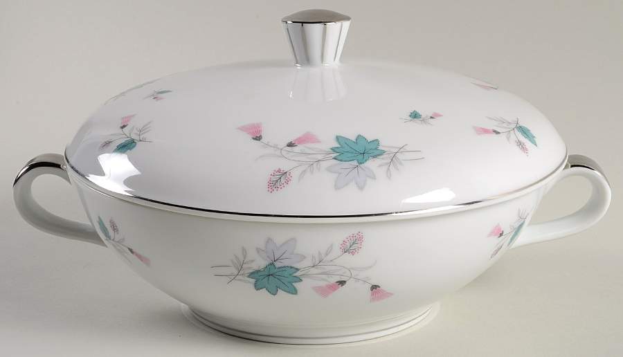 Capri Round Covered Vegetable by Seyei Toki Co-1