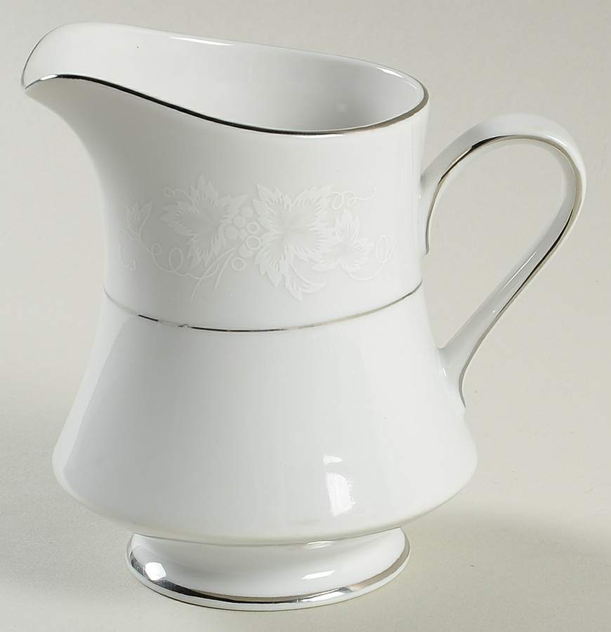 Chateau Creamer by Seyei Toki Co-1