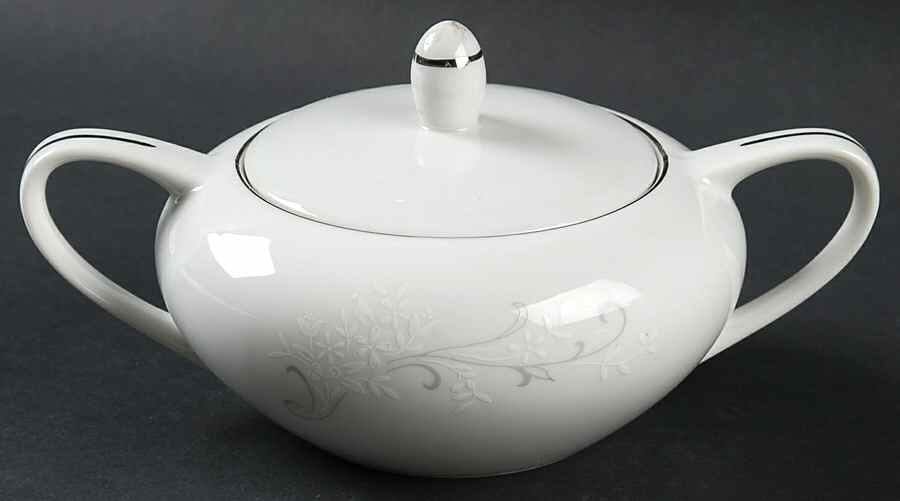 Claudia Sugar Bowl & Lid by Seyei Toki Co-1