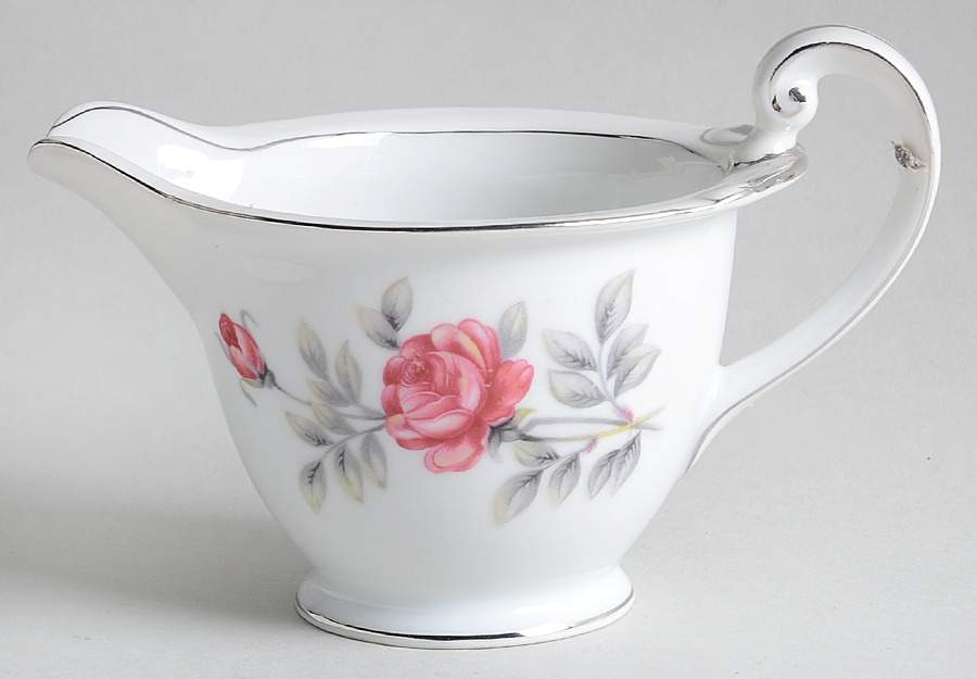 Elegance Creamer by Seyei Toki Co-1