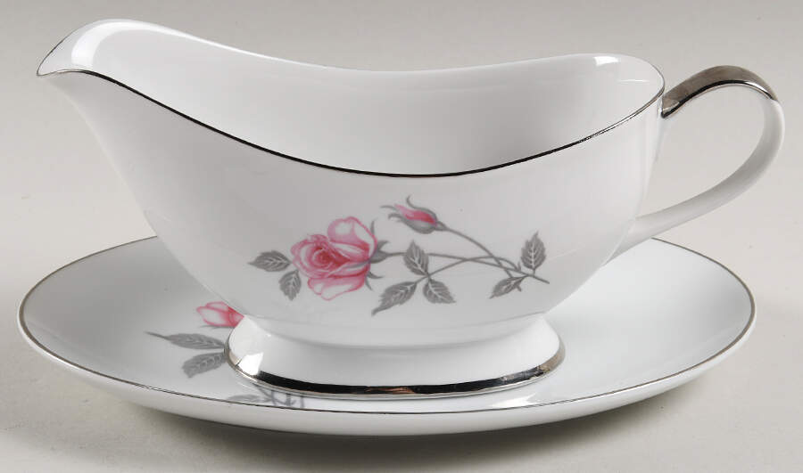 Enchantment Gravy Boat & Underplate by Seyei Toki Co-1