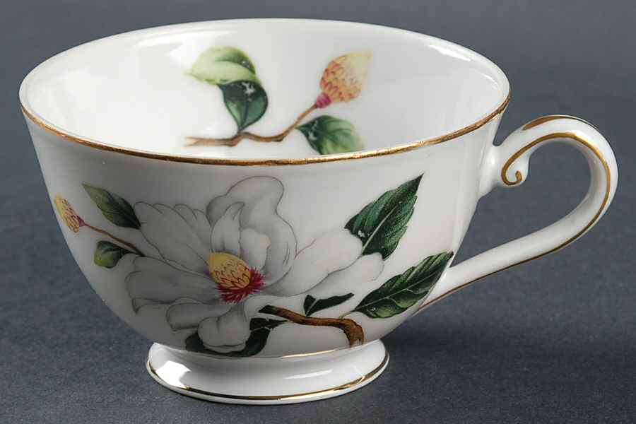 Fall Camellia Footed Cup by Seyei Toki Co-1