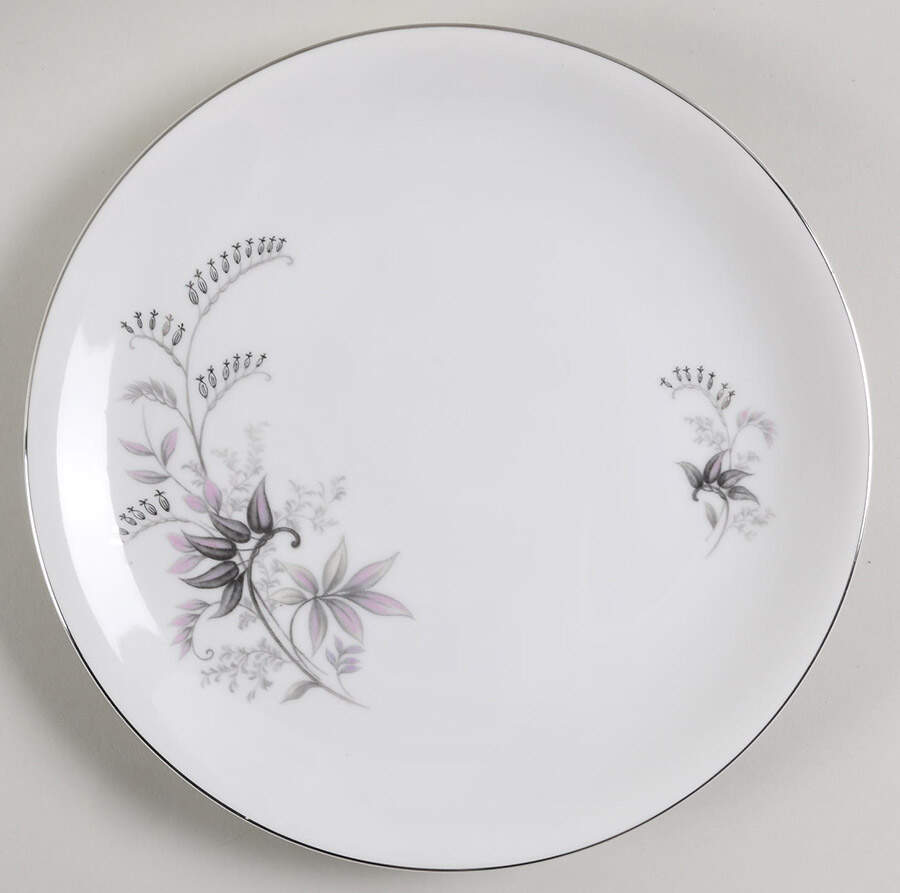 Heritage Dinner Plate by Seyei Toki Co-1