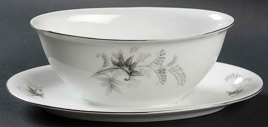 Heritage Gravy Boat with Attached Underplate by Seyei Toki Co-1
