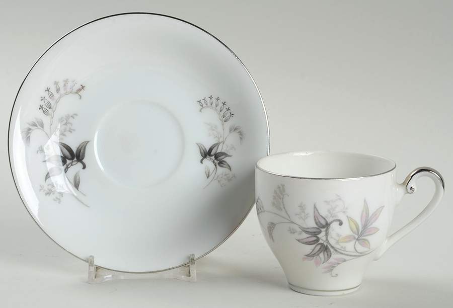 Heritage Flat Demitasse Cup & Saucer Set by Seyei Toki Co-1
