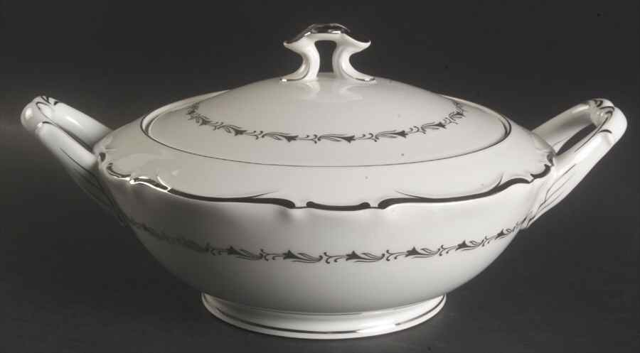 Marquis Round Covered Vegetable by Seyei Toki Co-1