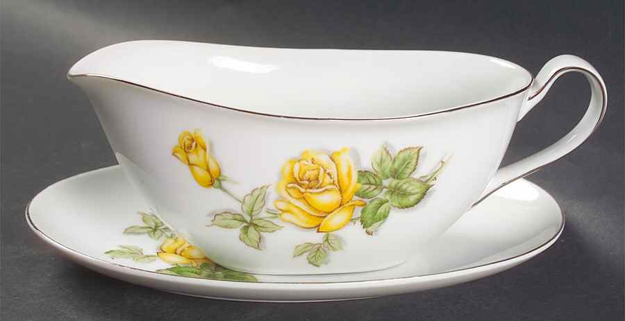 Margarett Gravy Boat & Underplate/Relish by Seyei Toki Co-1