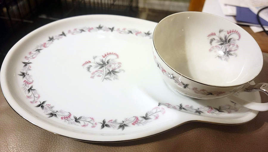 Pink Valley Snack Plate & Cup Set by Seyei Toki Co-1