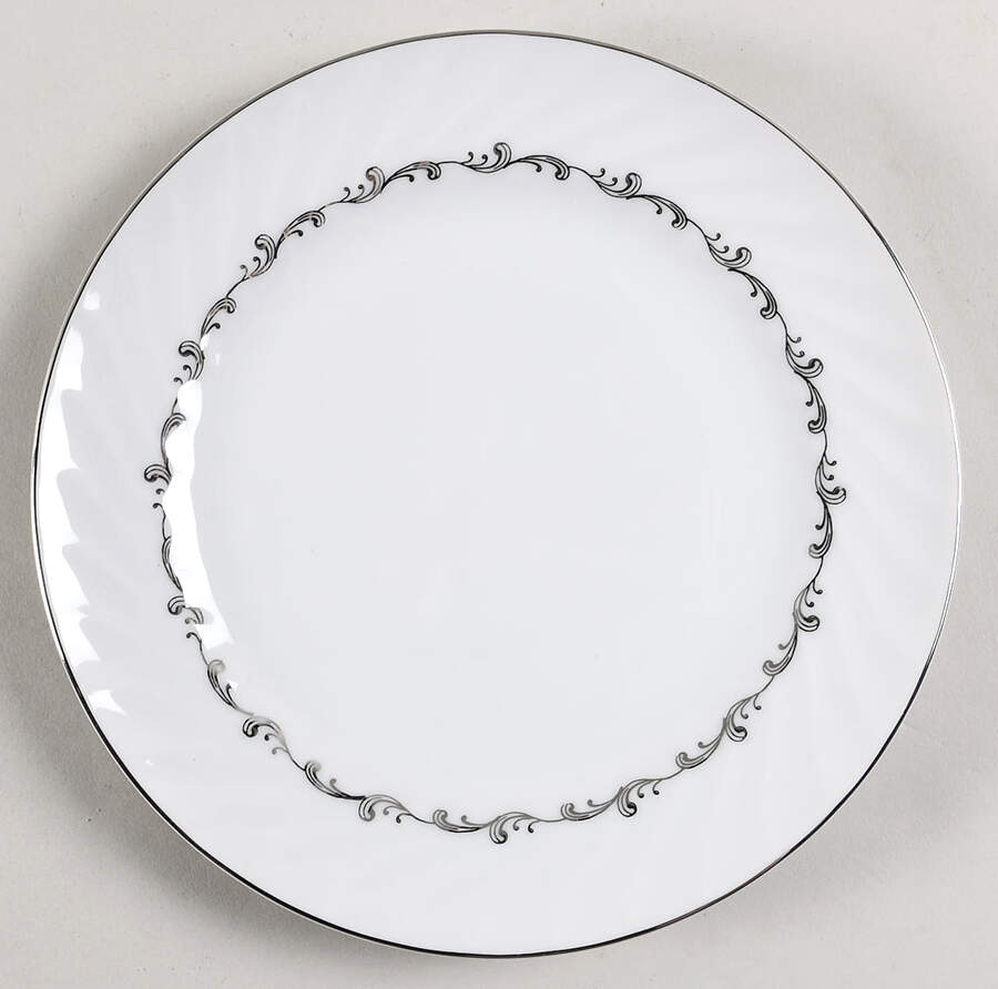 Rhythm Salad Plate by Seyei Toki Co-1