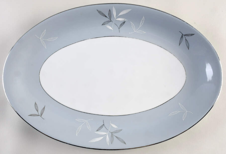 White Leaf 16" Oval Serving Platter by Seyei Toki Co-1
