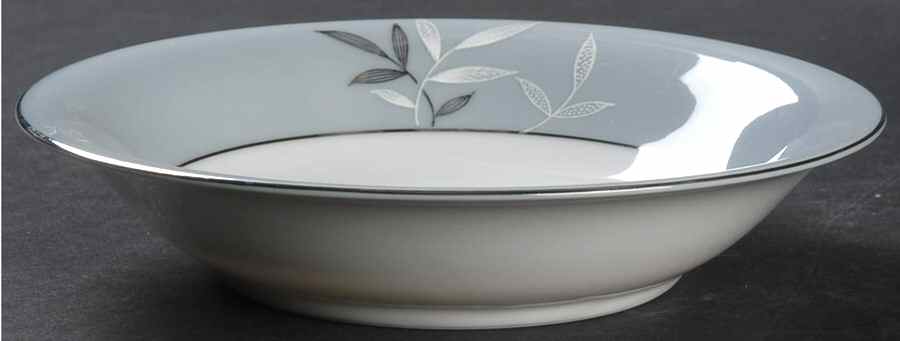 White Leaf Fruit/Dessert (Sauce) Bowl by Seyei Toki Co-1