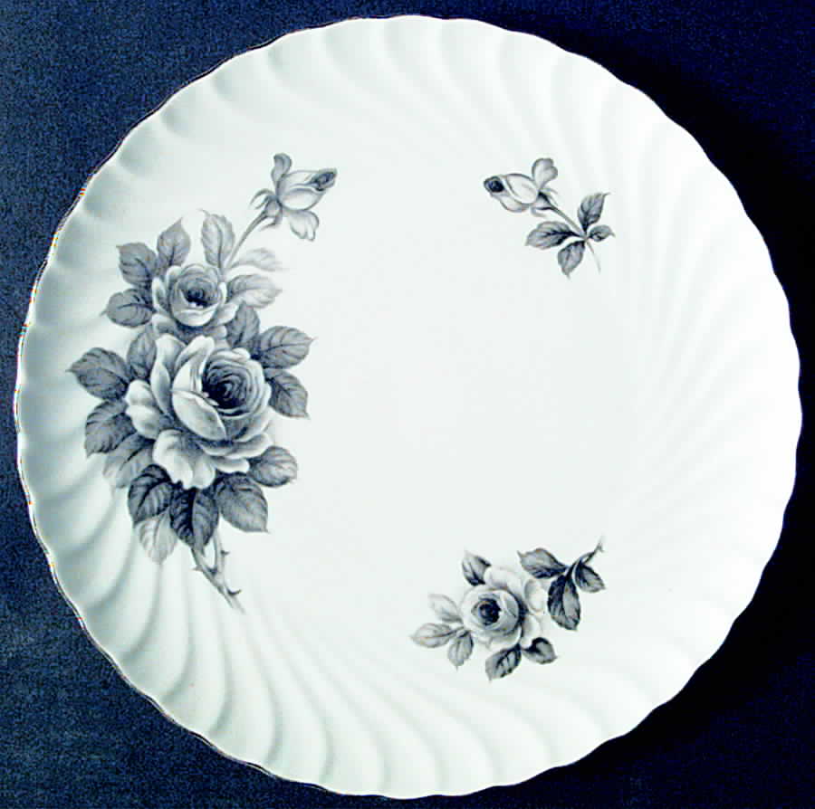 Fantasy Dinner Plate by Shofu (Japan)-1