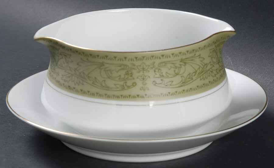 Camelot Gravy Boat with Attached Underplate by Sheffield-1