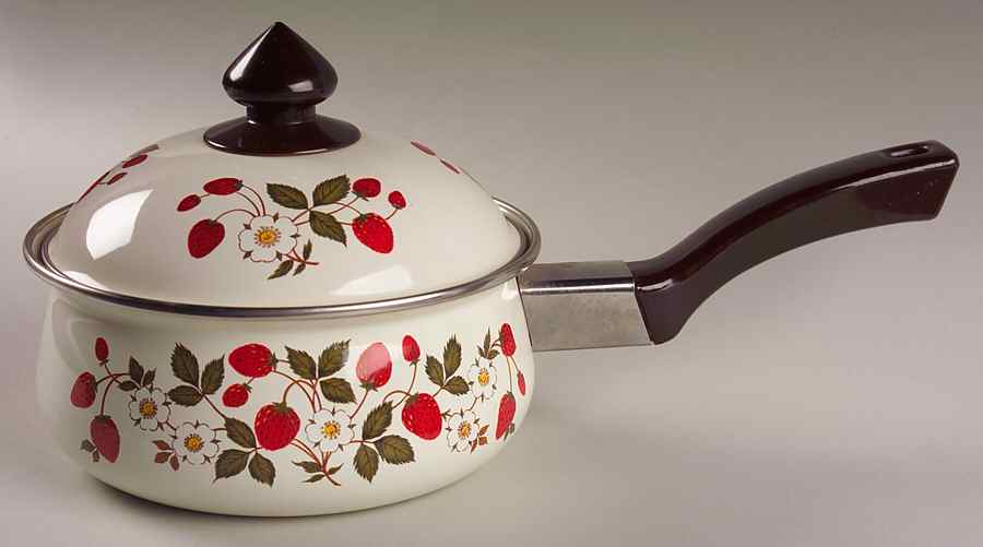 Strawberries N' Cream 1.5 Quart Metal Covered Saucepan by Sheffield-1
