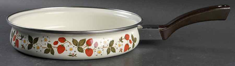 Strawberries N' Cream 10" Open Metal Skillet by Sheffield-1