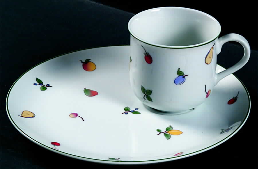 Ambrosia Snack Plate & Cup Set by Shafford-1