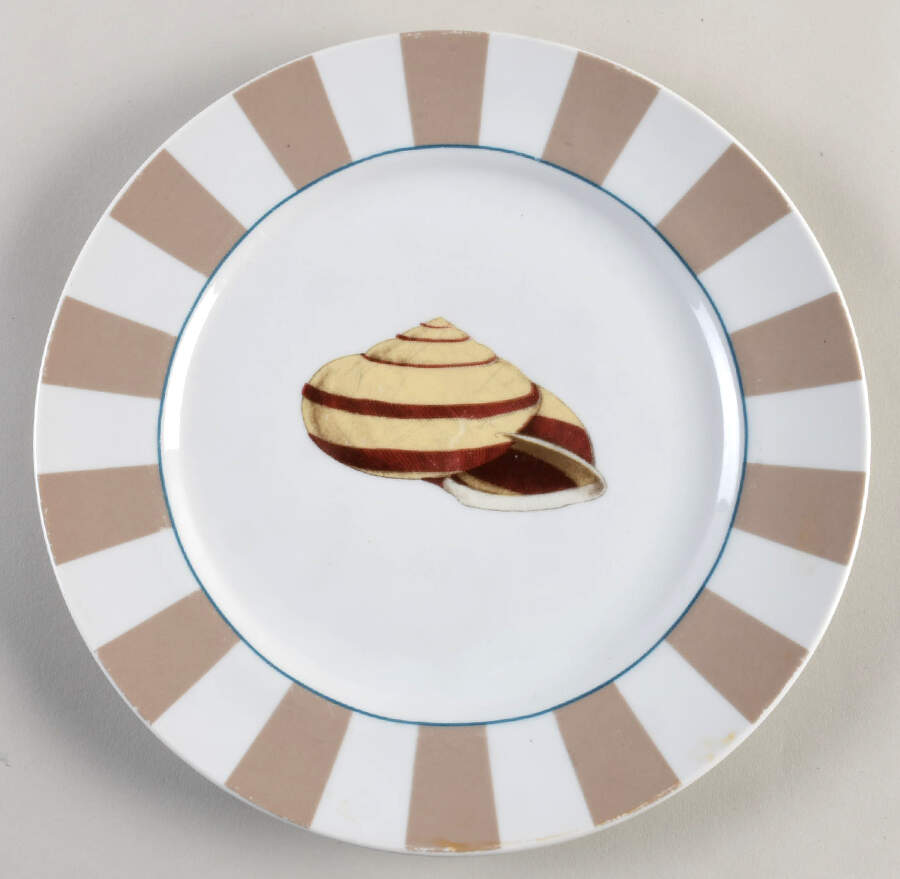 Antiqua Dinner Plate by Shafford-1