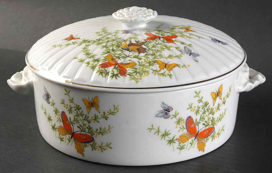 Ecstasy 1.5 Qt Round Covered Casserole by Shafford-1