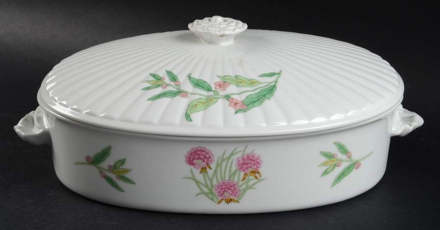 Herbs & Spices 2 Quart Oval Covered Casserole by Shafford-1