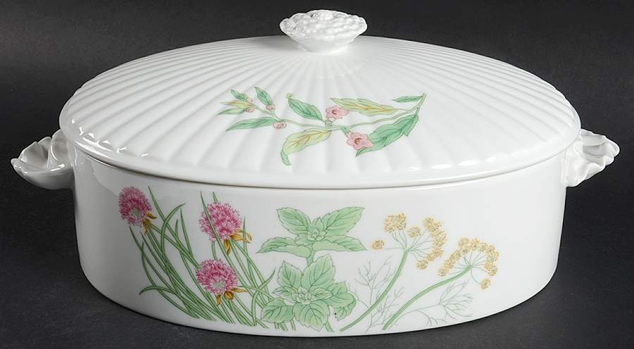 Herbs & Spices 2.25 Quart Oval Covered Casserole by Shafford-1