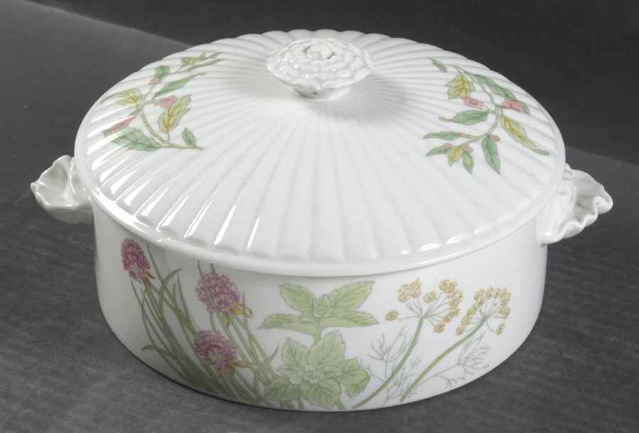 Herbs & Spices 2 Qt Round Covered Casserole by Shafford-1