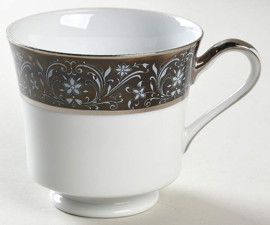 Archair Footed Cup by Shelby-1