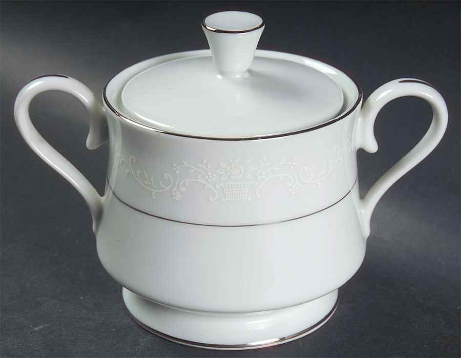Cameo Sugar Bowl & Lid by Shelby-1