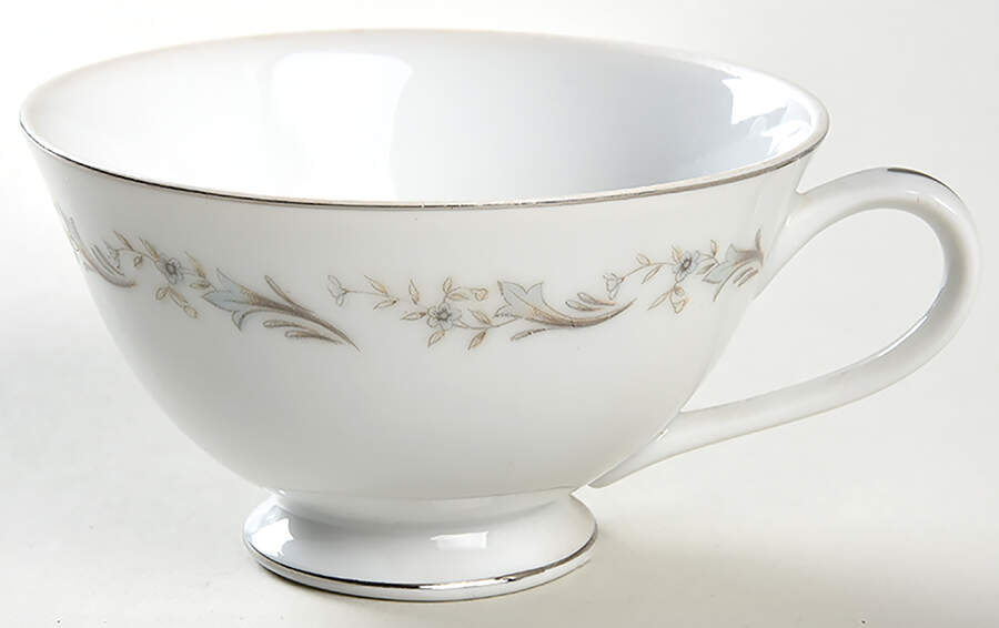 Fairfax Footed Cup by Shelby-1