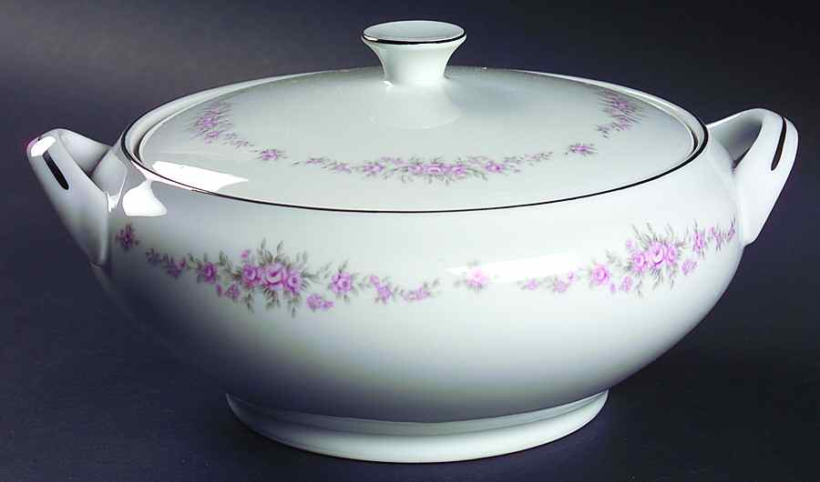 Mona Round Covered Vegetable by Shelby-1