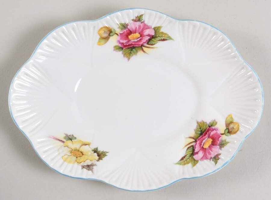 Begonia (Dainty Shape) Underplate for Gravy Boat by Shelley-1