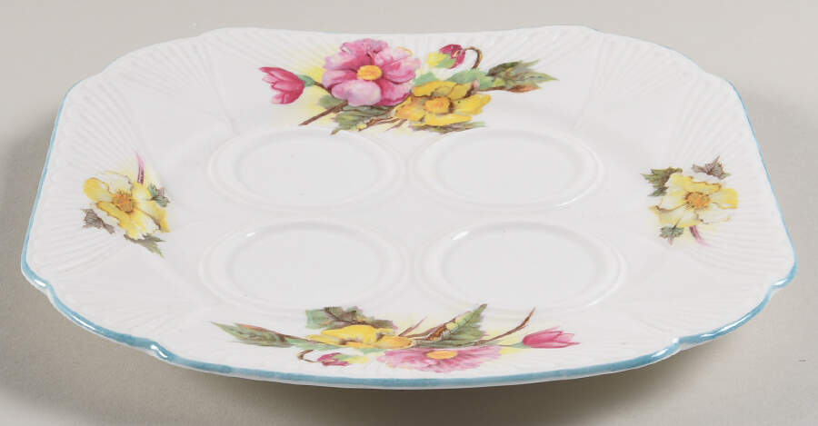 Begonia (Dainty Shape) Tray for Egg Cup Holder (4 Rings) by Shelley-1