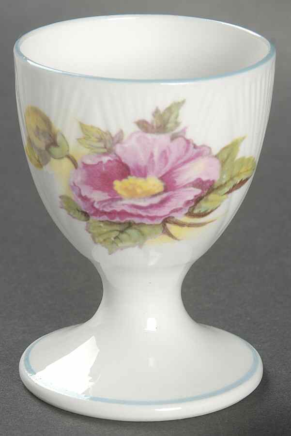 Begonia (Dainty Shape) Single Egg Cup by Shelley-1